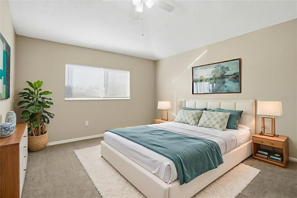 En Venta: $529,000 (5 camas, 2 baños, 3214 Pies cuadrados)