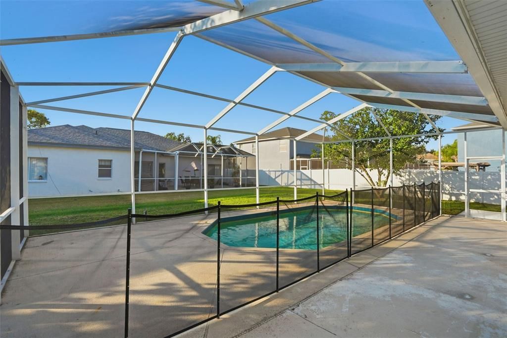 En Venta: $529,000 (5 camas, 2 baños, 3214 Pies cuadrados)