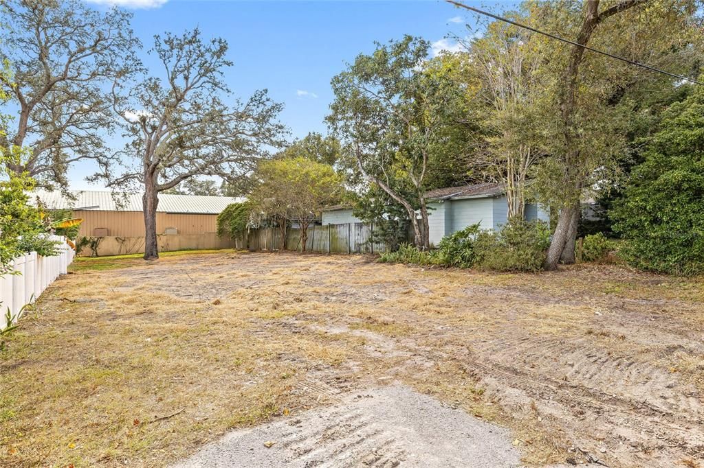 Active With Contract: $125,000 (0.15 acres)