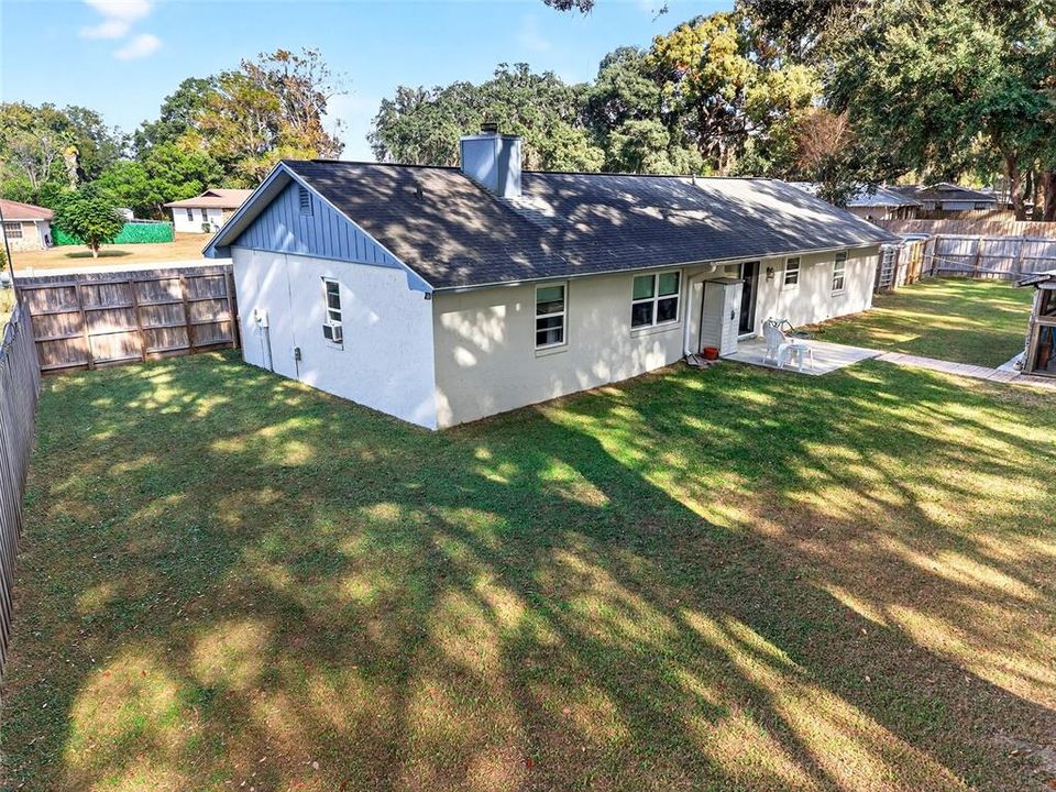 Active With Contract: $270,000 (3 beds, 2 baths, 1462 Square Feet)