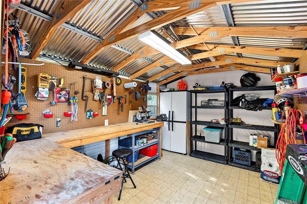 Active With Contract: $270,000 (3 beds, 2 baths, 1462 Square Feet)