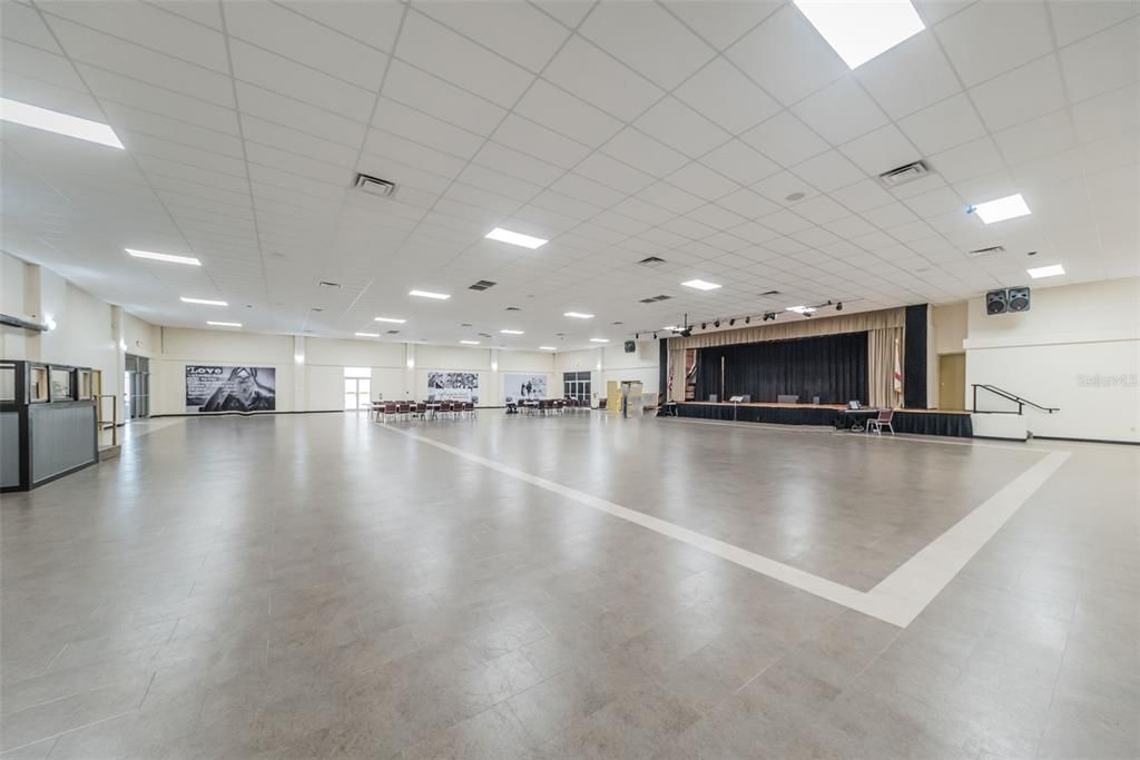 For Sale: $495,000 (4 beds, 2 baths, 2300 Square Feet)