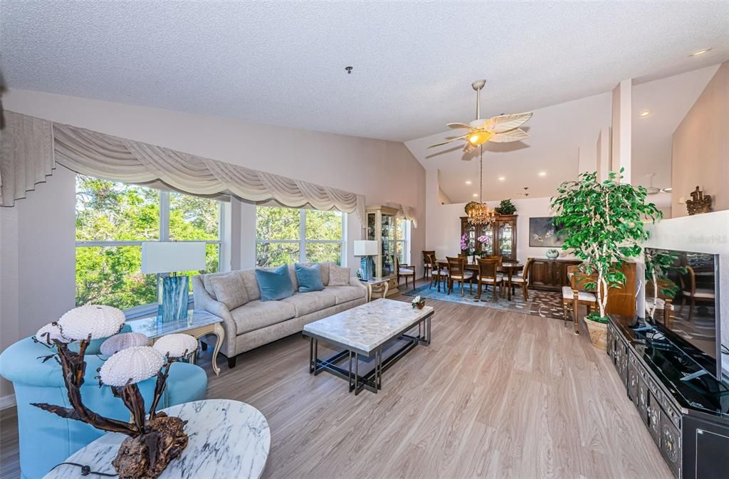 For Sale: $495,000 (4 beds, 2 baths, 2300 Square Feet)