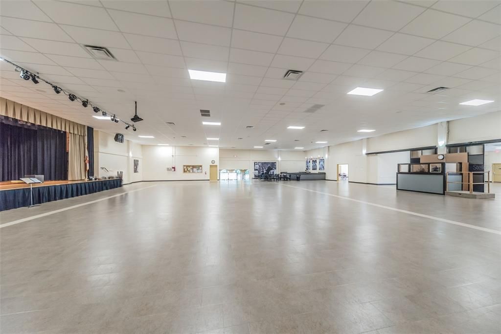 For Sale: $495,000 (4 beds, 2 baths, 2300 Square Feet)