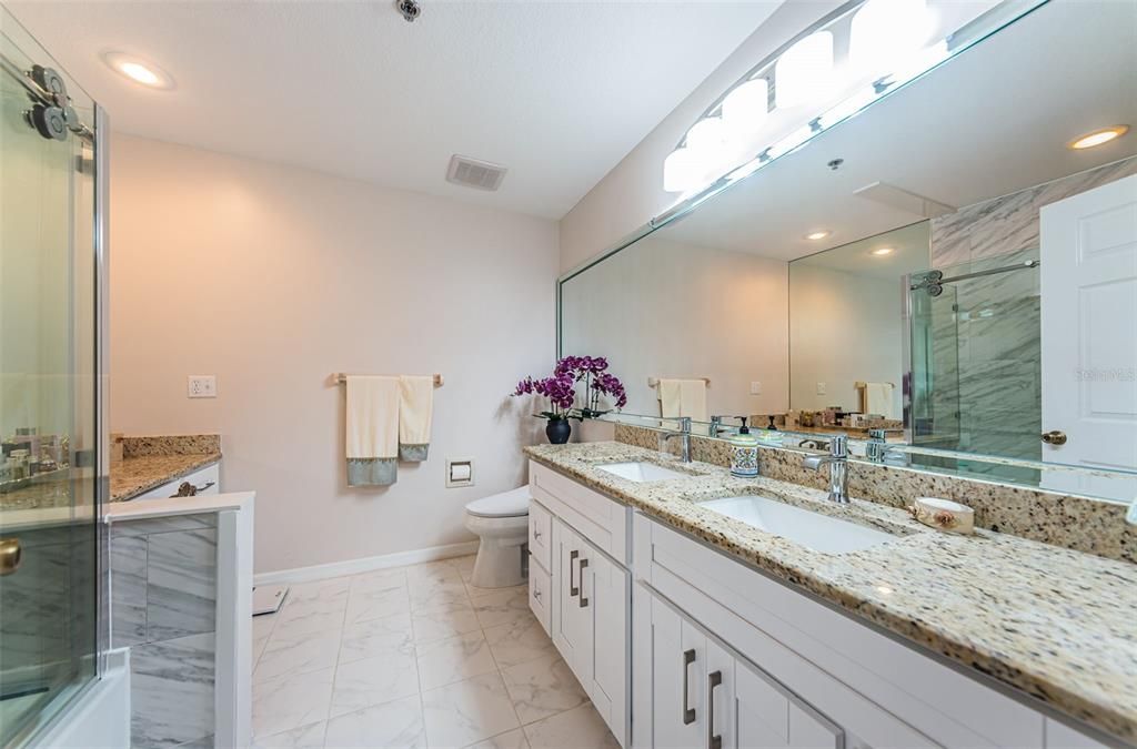 For Sale: $495,000 (4 beds, 2 baths, 2300 Square Feet)