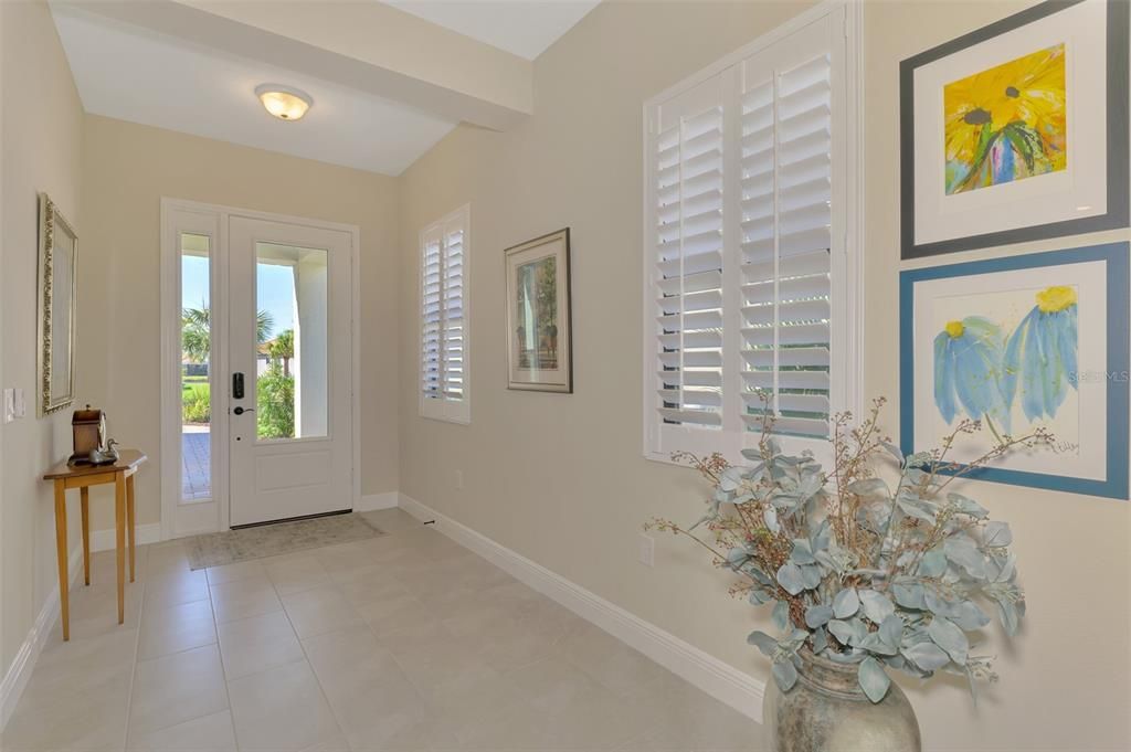 For Sale: $575,000 (3 beds, 2 baths, 2289 Square Feet)