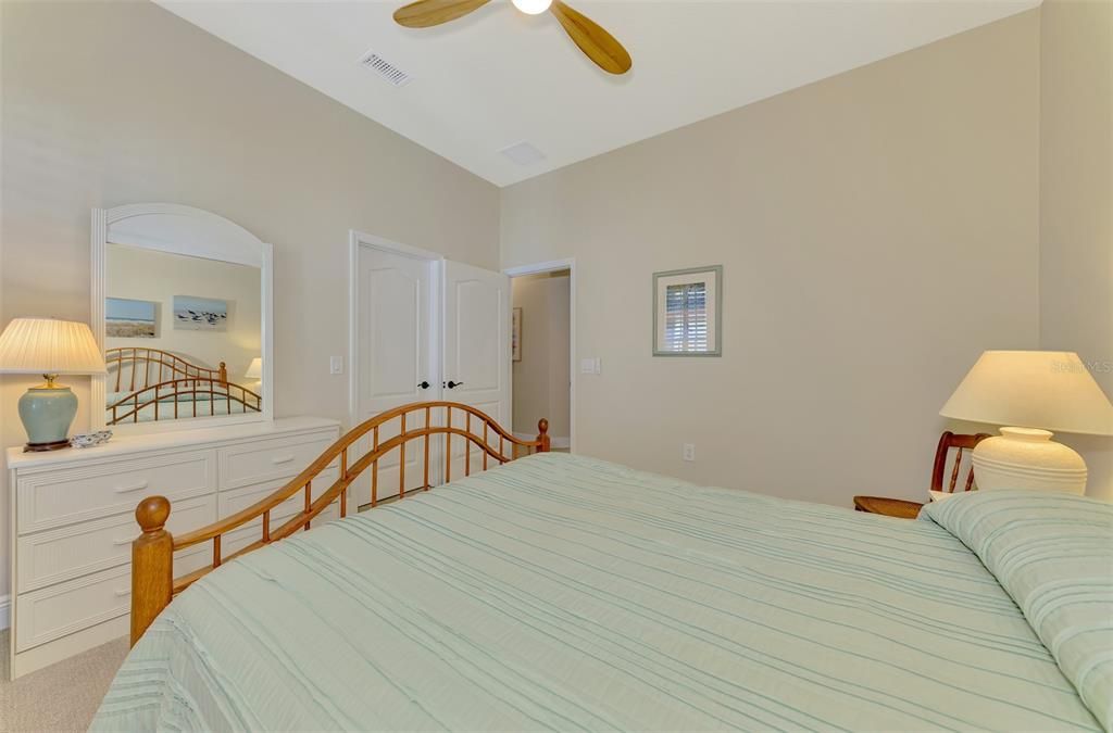 For Sale: $575,000 (3 beds, 2 baths, 2289 Square Feet)