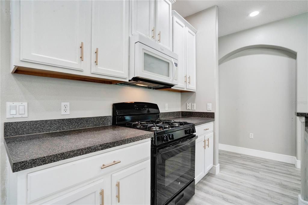 For Sale: $535,000 (4 beds, 3 baths, 2345 Square Feet)