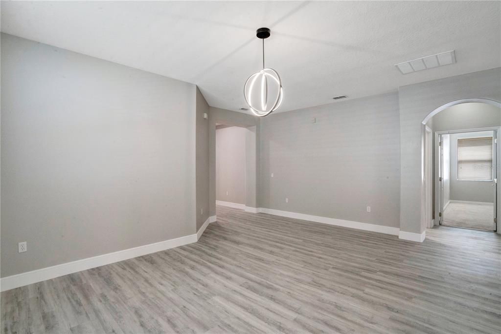 For Sale: $535,000 (4 beds, 3 baths, 2345 Square Feet)