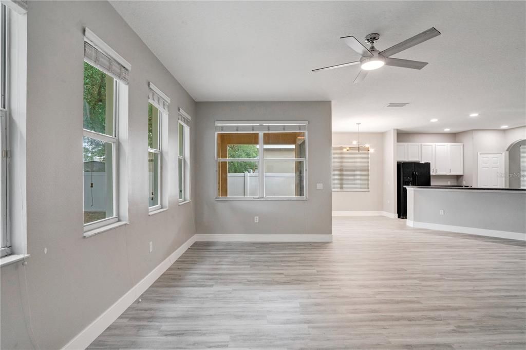 For Sale: $535,000 (4 beds, 3 baths, 2345 Square Feet)