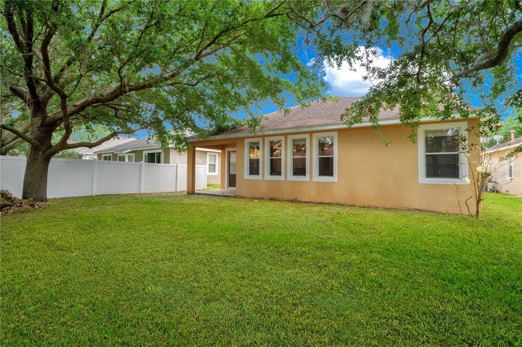 For Sale: $535,000 (4 beds, 3 baths, 2345 Square Feet)