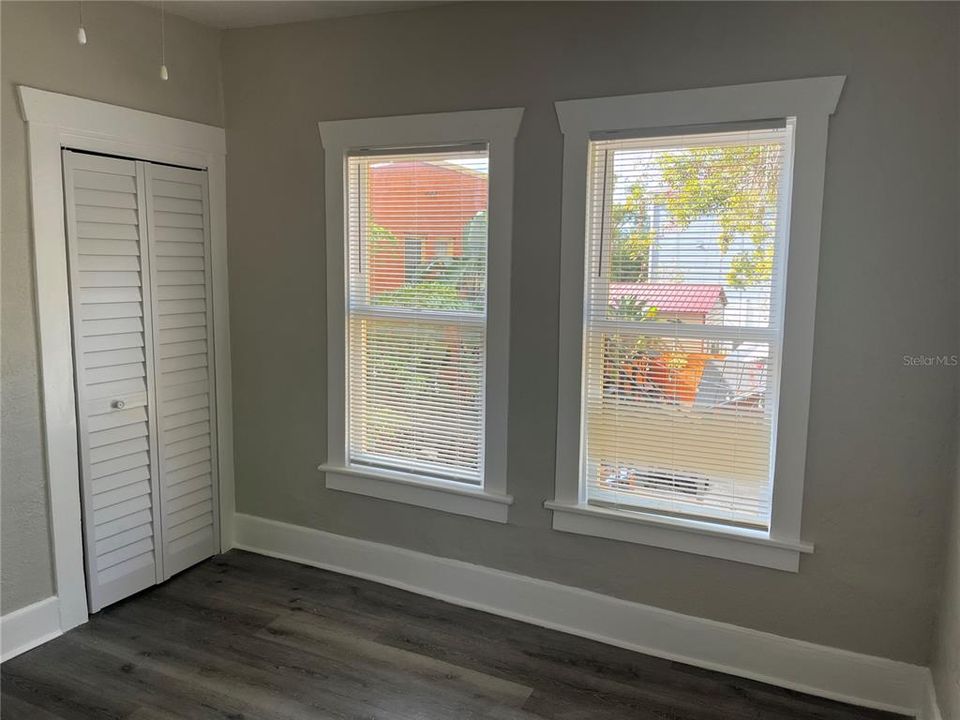 В аренду: $2,000 (2 спален, 1 ванн, 640 Квадратных фут)