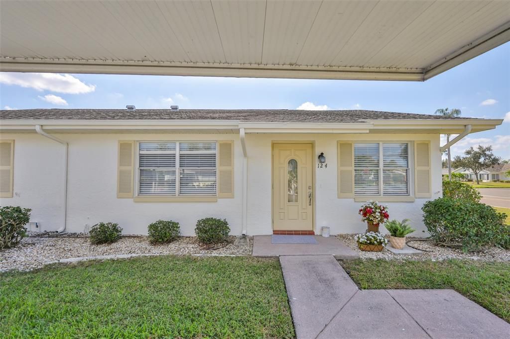 На продажу: $143,900 (1 спален, 1 ванн, 928 Квадратных фут)