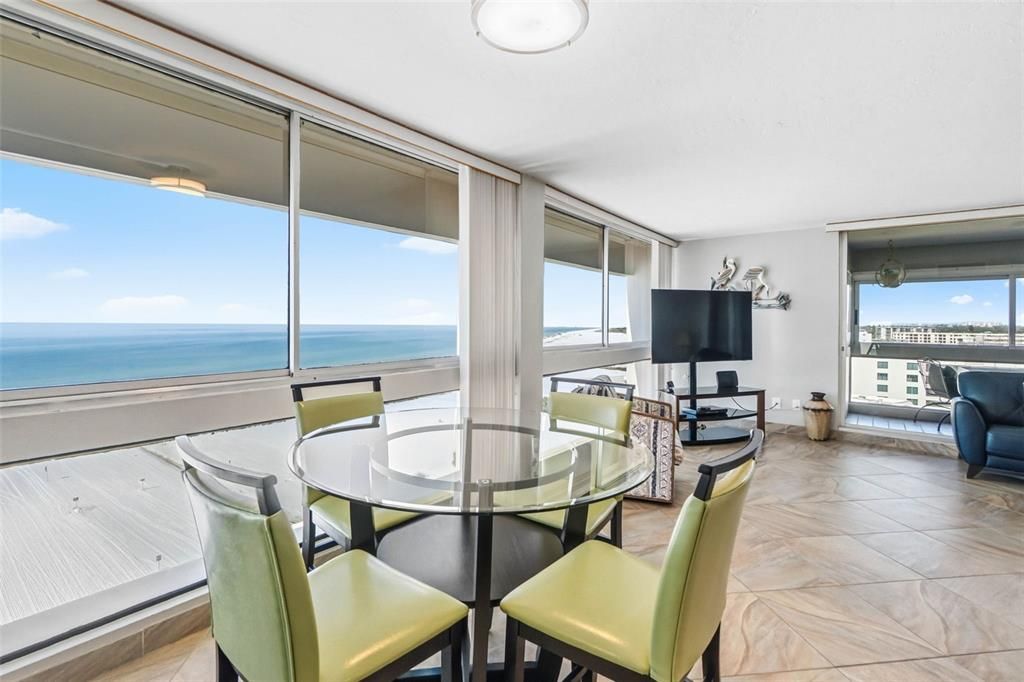 For Sale: $1,750,000 (2 beds, 2 baths, 1300 Square Feet)