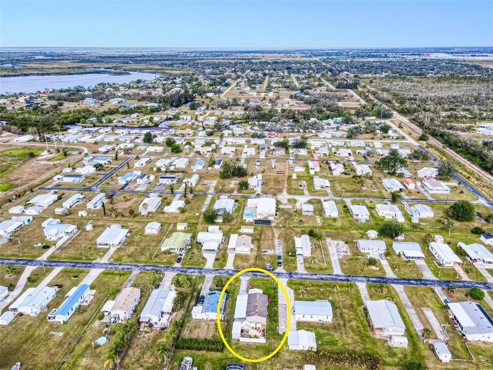 待售: $215,000 (2 贝兹, 2 浴室, 1196 平方英尺)