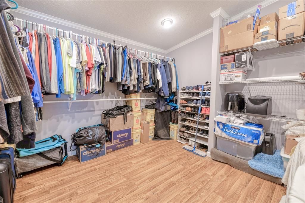 待售: $215,000 (2 贝兹, 2 浴室, 1196 平方英尺)