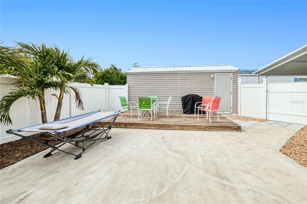 待售: $215,000 (2 贝兹, 2 浴室, 1196 平方英尺)