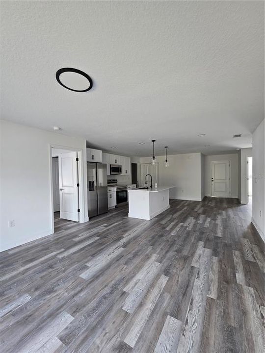 出租: $2,800 (3 贝兹, 2 浴室, 1370 平方英尺)