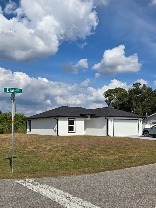 出租: $2,800 (3 贝兹, 2 浴室, 1370 平方英尺)