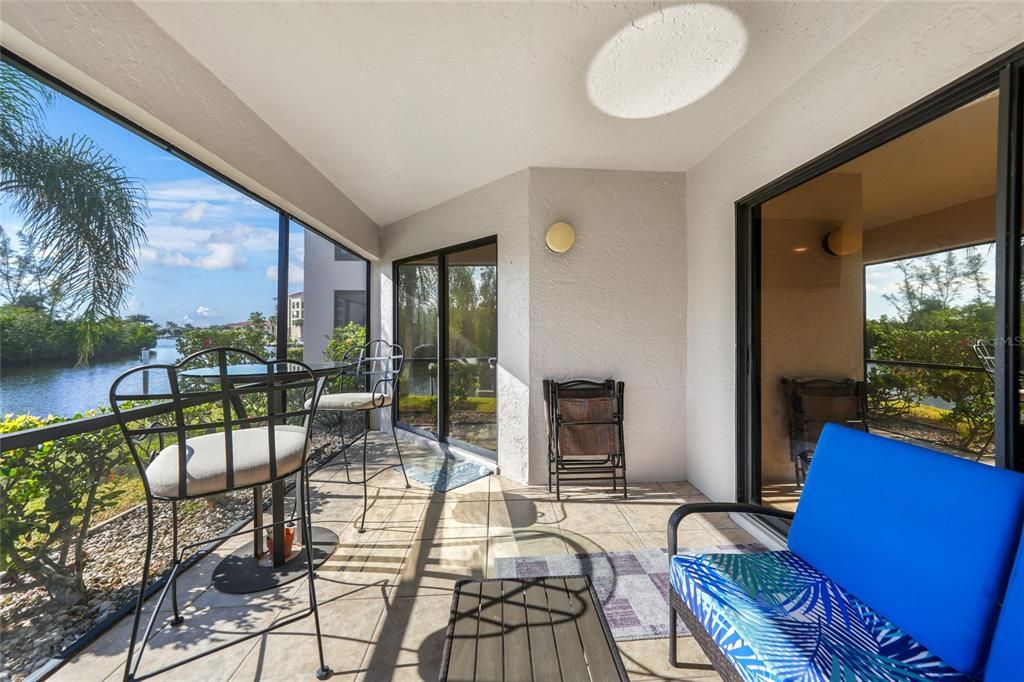 待售: $245,000 (2 贝兹, 2 浴室, 1138 平方英尺)