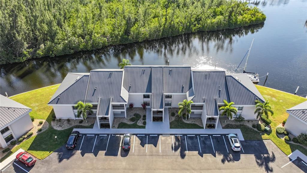 待售: $245,000 (2 贝兹, 2 浴室, 1138 平方英尺)