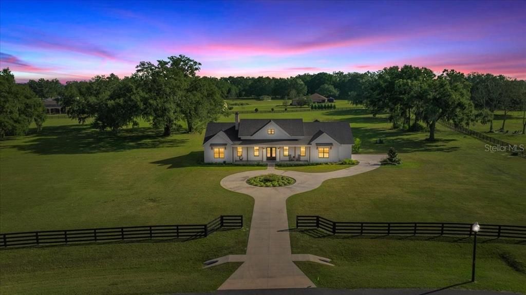 На продажу: $1,249,900 (4 спален, 3 ванн, 3088 Квадратных фут)