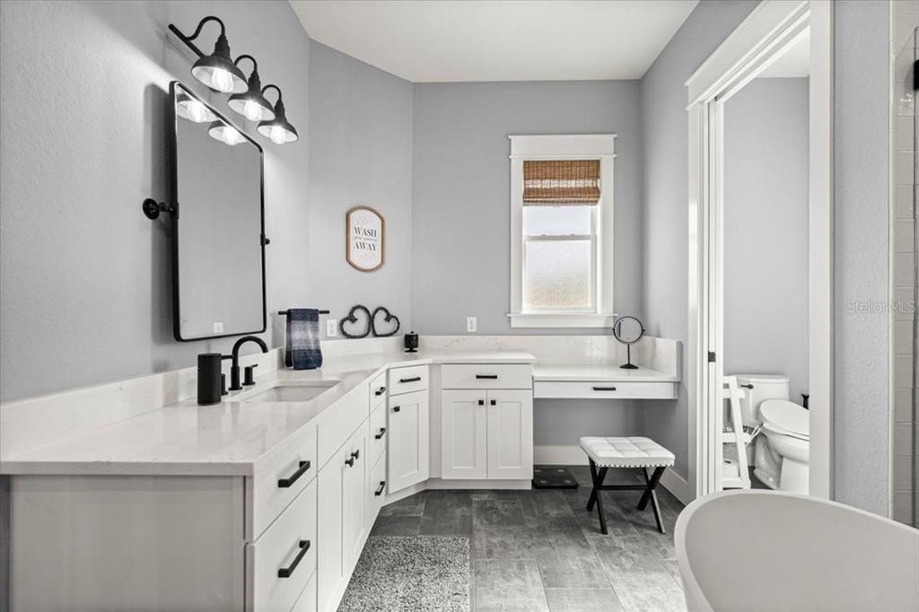 На продажу: $1,249,900 (4 спален, 3 ванн, 3088 Квадратных фут)