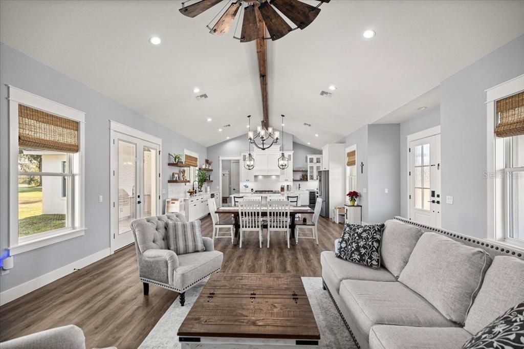 На продажу: $1,249,900 (4 спален, 3 ванн, 3088 Квадратных фут)