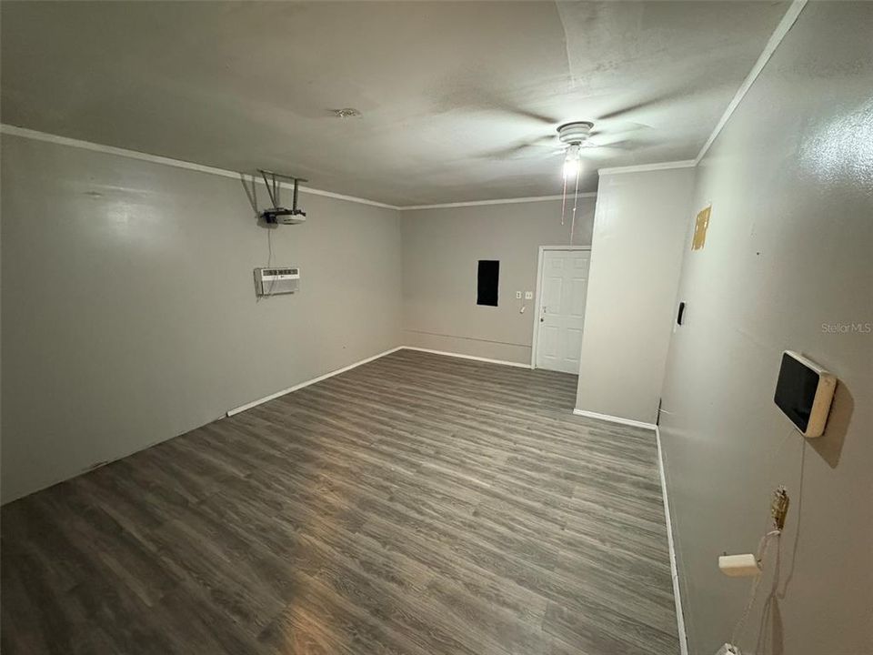 待售: $290,000 (4 贝兹, 2 浴室, 1875 平方英尺)