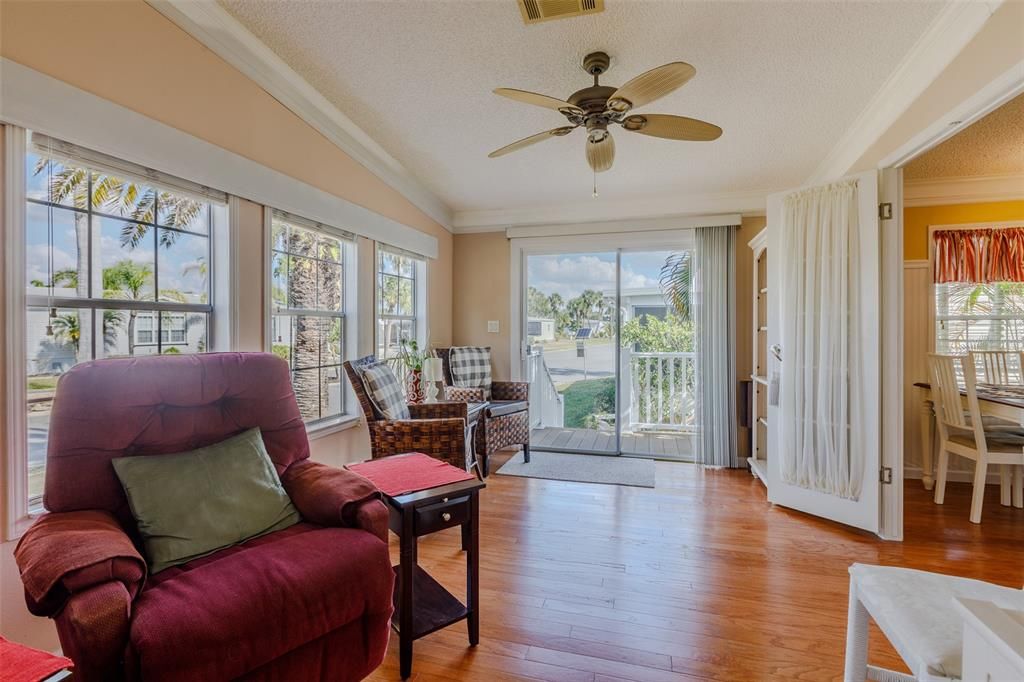 Activo con contrato: $139,000 (2 camas, 2 baños, 1350 Pies cuadrados)