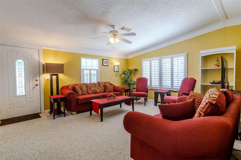 Activo con contrato: $139,000 (2 camas, 2 baños, 1350 Pies cuadrados)