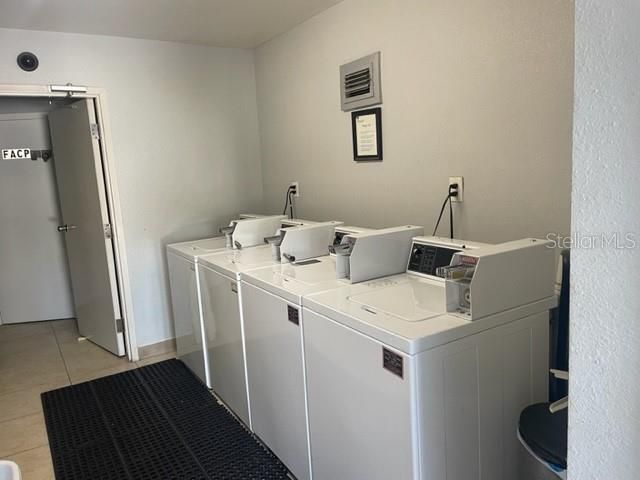 For Rent: $1,695 (2 beds, 1 baths, 1120 Square Feet)