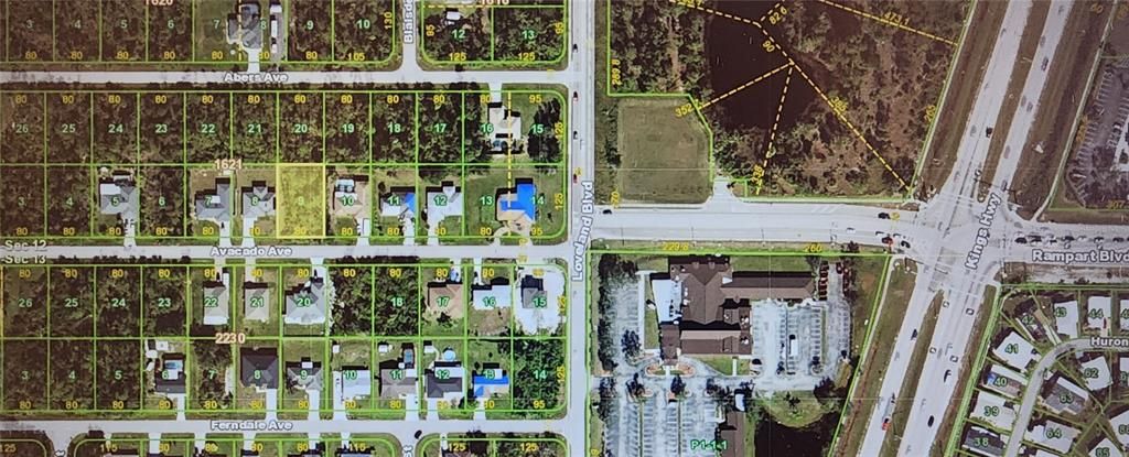 На продажу: $32,500 (0.23 acres)