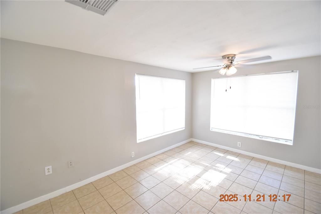 For Rent: $1,895 (3 beds, 2 baths, 1075 Square Feet)