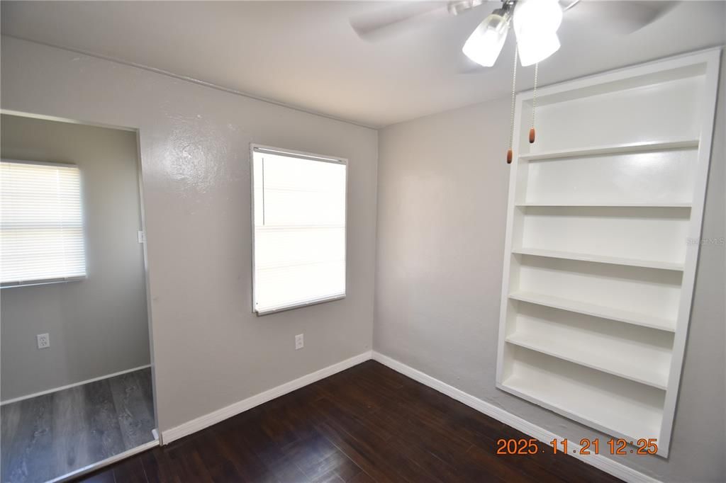 For Rent: $1,895 (3 beds, 2 baths, 1075 Square Feet)
