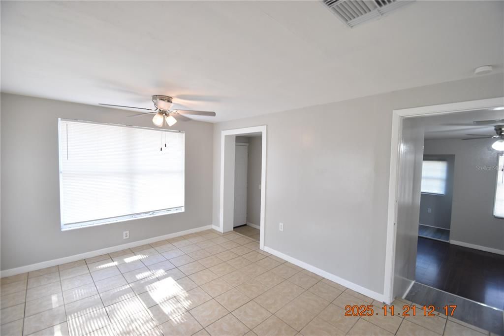 For Rent: $1,895 (3 beds, 2 baths, 1075 Square Feet)