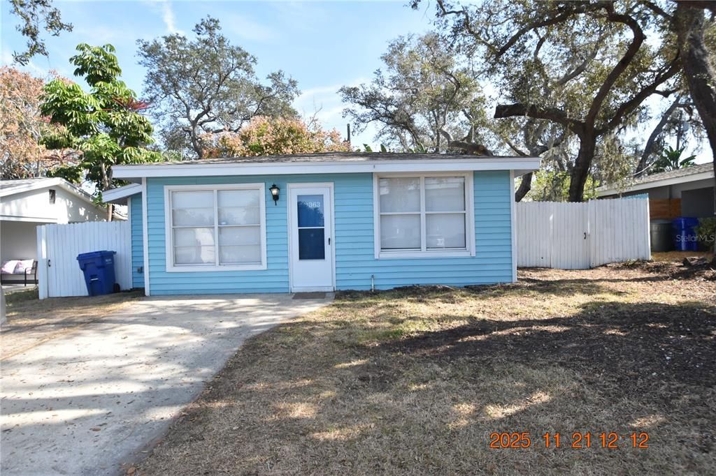 For Rent: $1,895 (3 beds, 2 baths, 1075 Square Feet)