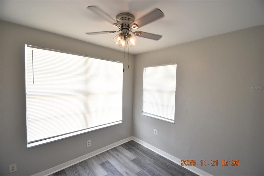 For Rent: $1,895 (3 beds, 2 baths, 1075 Square Feet)