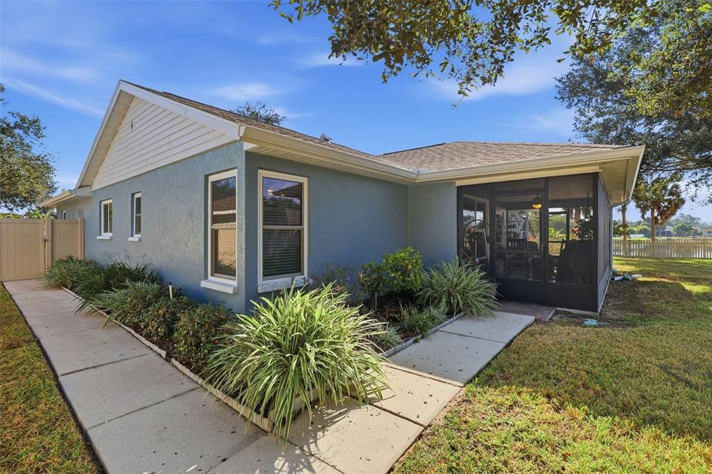 待售: $379,900 (3 贝兹, 2 浴室, 1585 平方英尺)