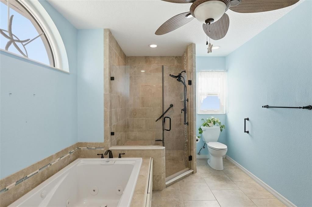 待售: $379,900 (3 贝兹, 2 浴室, 1585 平方英尺)