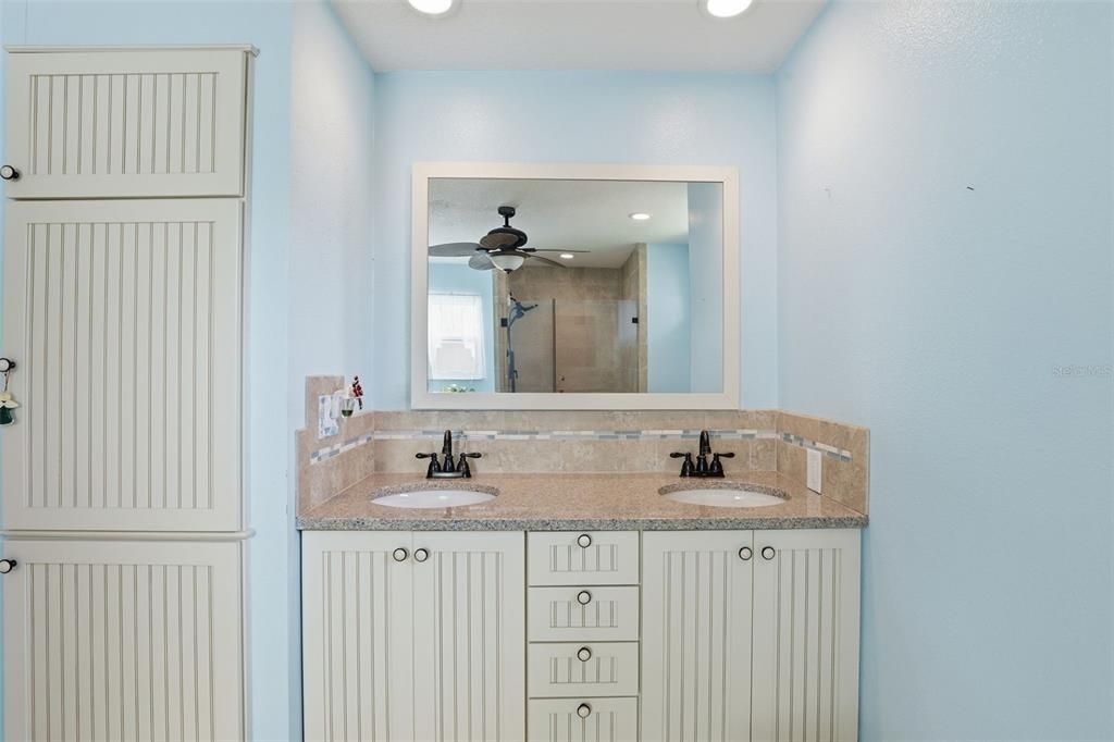 待售: $379,900 (3 贝兹, 2 浴室, 1585 平方英尺)