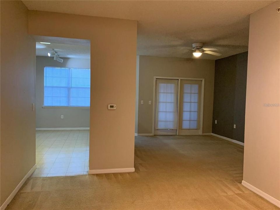 For Rent: $1,650 (2 beds, 2 baths, 999 Square Feet)