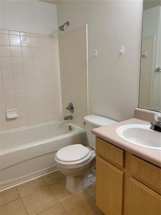 For Rent: $1,650 (2 beds, 2 baths, 999 Square Feet)