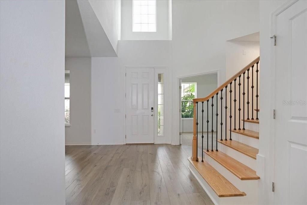 For Rent: $3,500 (5 beds, 4 baths, 3857 Square Feet)