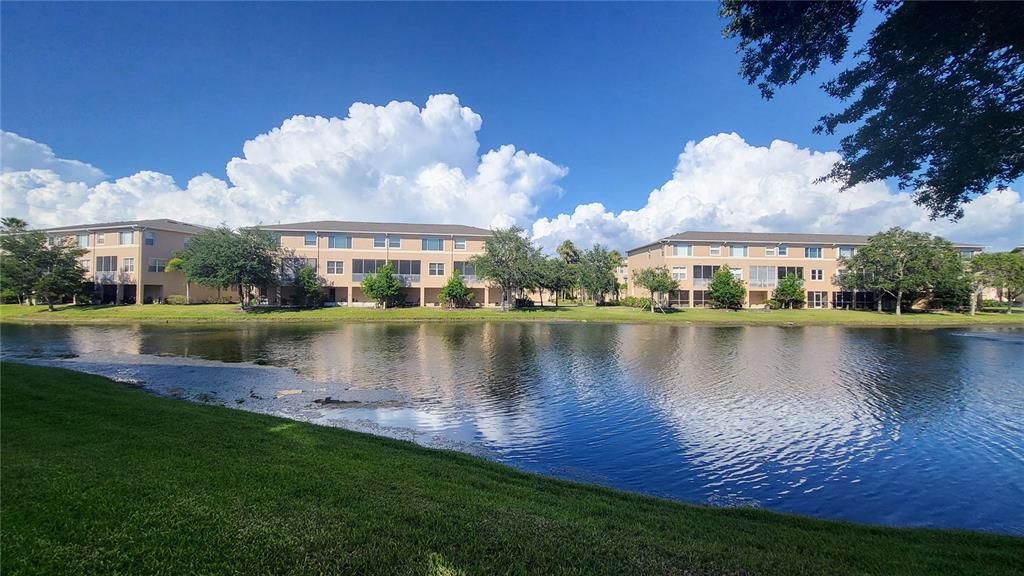 待售: $599,900 (4 贝兹, 2 浴室, 2130 平方英尺)