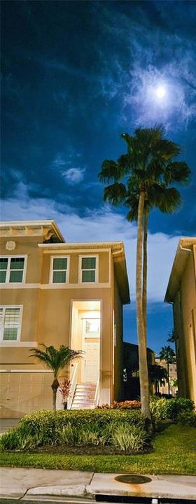 待售: $599,900 (4 贝兹, 2 浴室, 2130 平方英尺)