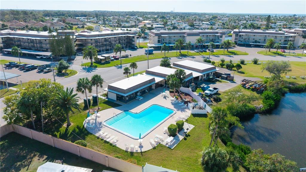 En Venta: $159,900 (2 camas, 2 baños, 1388 Pies cuadrados)