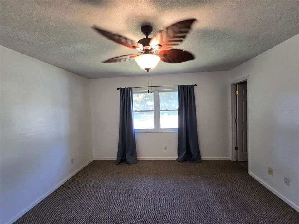 For Sale: $329,000 (2 beds, 2 baths, 1288 Square Feet)