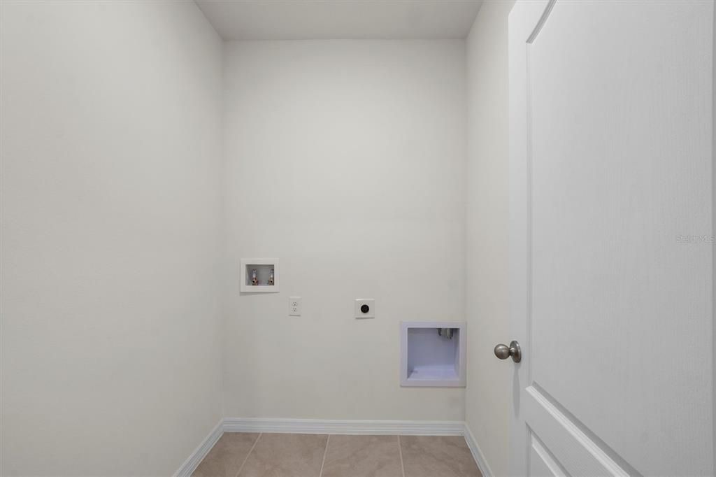 En Renta: $1,745 (3 camas, 2 baños, 1426 Pies cuadrados)