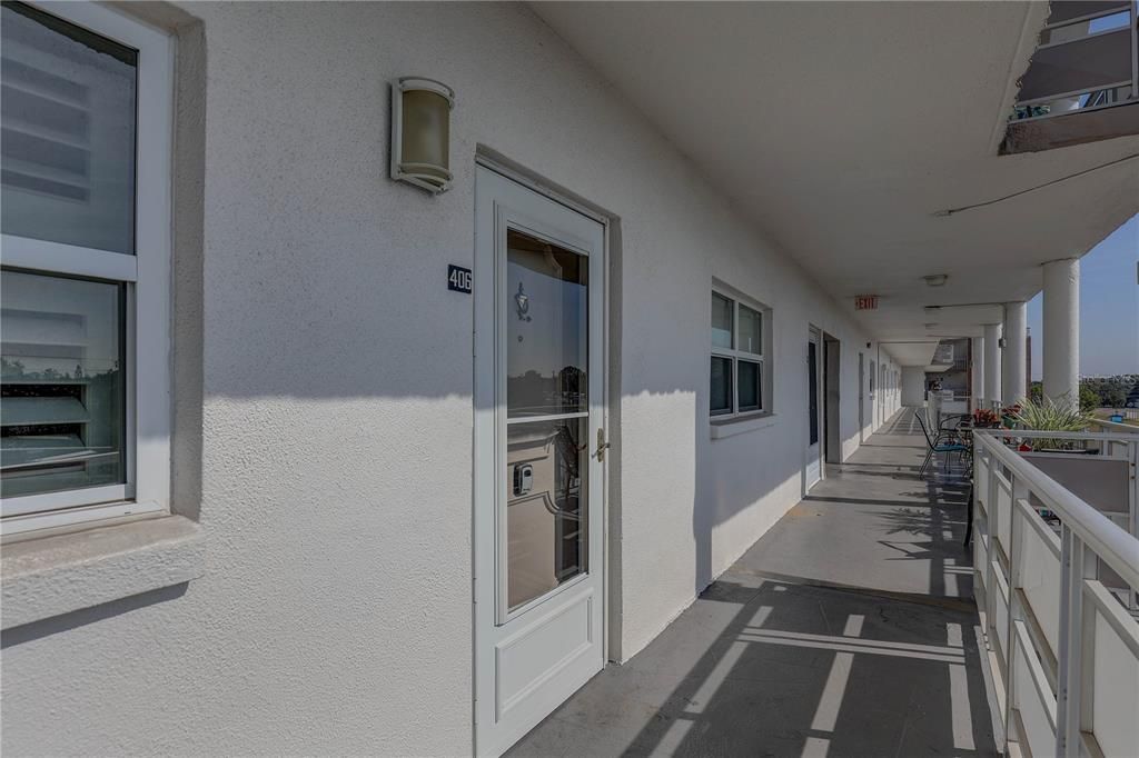 На продажу: $125,000 (2 спален, 1 ванн, 1125 Квадратных фут)